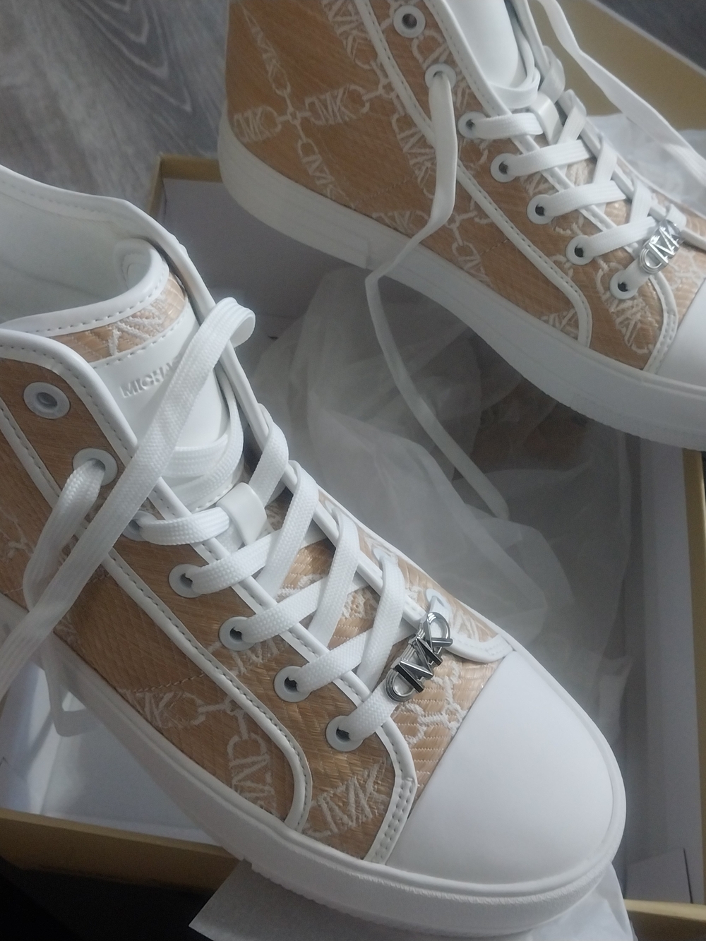 Women's Michael Kors EVY High Top Sneakers in Natural/Optic White Size 10